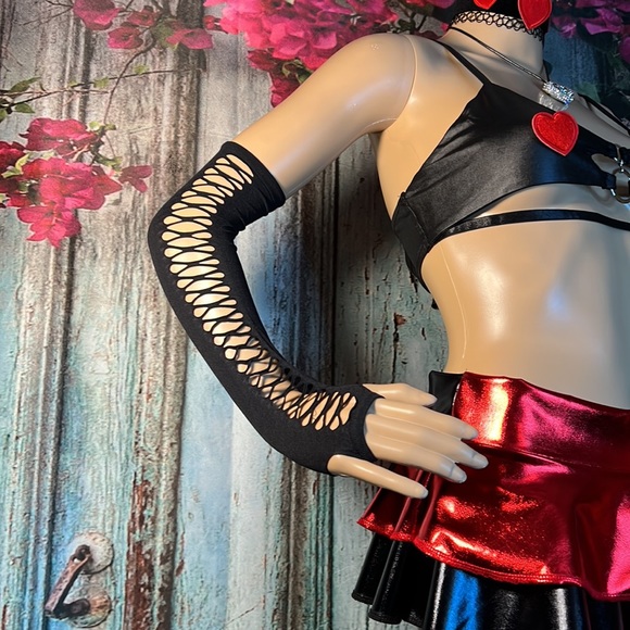 Queen of Hearts Rave mini skirt - Picture 6 of 14